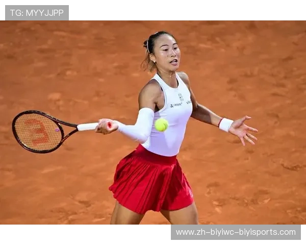 郑钦文0-2不敌萨巴伦卡连续3个破发点失守暴露关键分难题